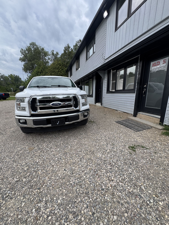 2017 Ford F-150 XLT CREW CAB 3.5 V6 NON TURBO