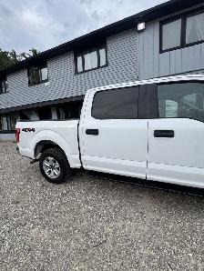 2017 Ford F-150 XLT CREW CAB 3.5 V6 NON TURBO - Photo 2