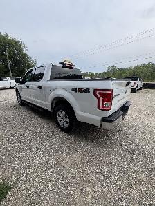 2017 Ford F-150 XLT CREW CAB 3.5 V6 NON TURBO - Photo 4