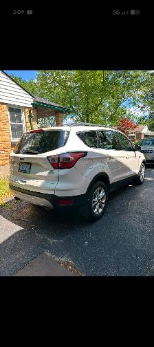 2017 Ford Escape SE EcoBoost For Sale (1 Owner) (Low Mileage) - Photo 8