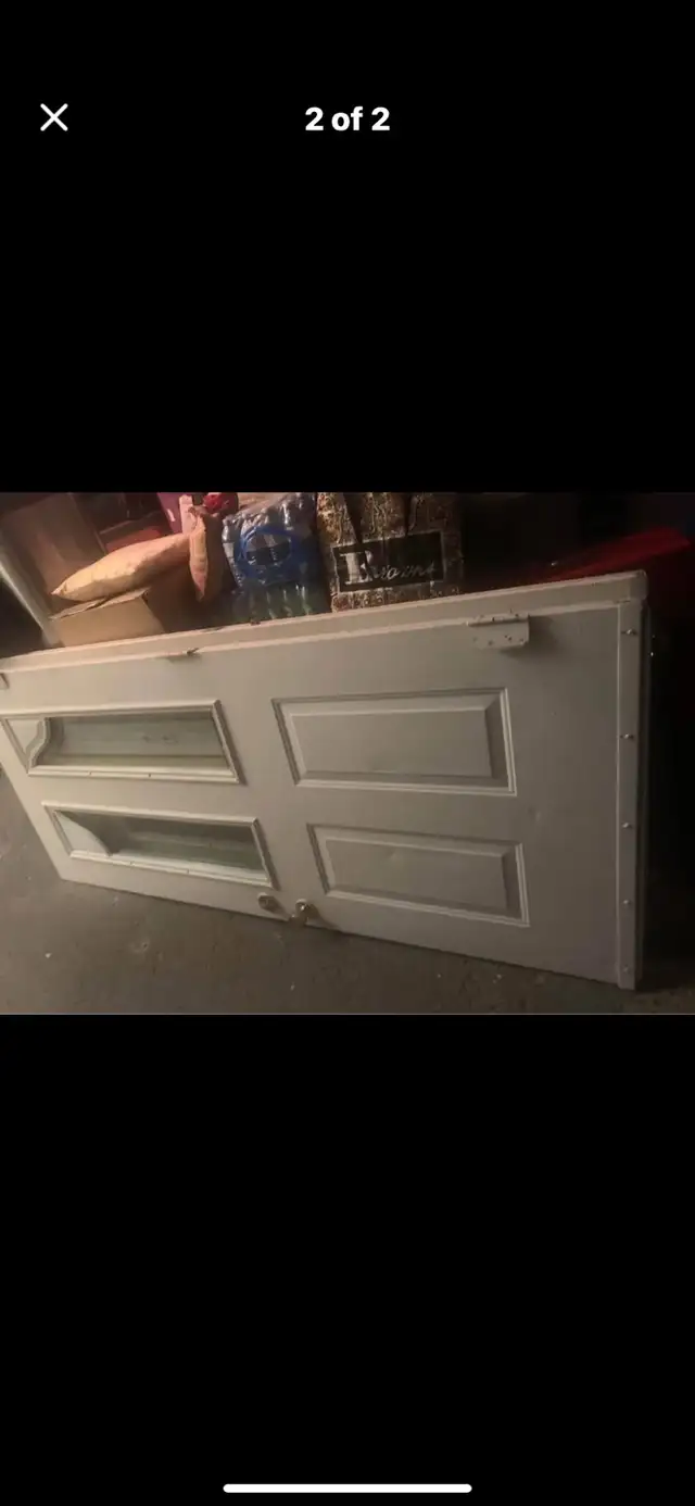 Deux portes d’entrées à vendre