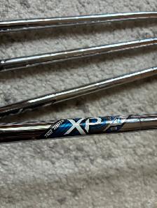 Callaway Rogue X iron set stiff shafts - Photo 5