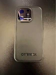New Otterbox FRĒ Series iPhone 15 Pro   Megsafe (Black)