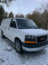 2020 GMC Savana 3500 Diesel - Photo 2