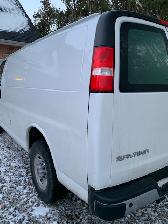 2020 GMC Savana 3500 Diesel - Photo 7