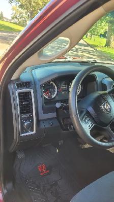 2015 RAM 1500 4X4 - Photo 10