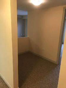 Spacious 2 Bedroom   Den Condo – Top Floor - Photo 6