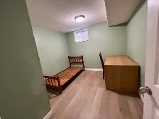 Room For Rent, Close to University of Toronto Mississauga - Photo 4