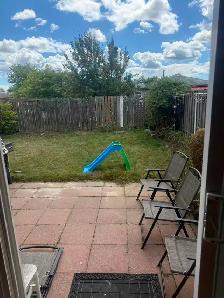 Bright & Affordable 1-Bedroom Apartment – Finch & Victoria Park - Photo 3