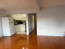 Bright & Affordable 1-Bedroom Apartment – Finch & Victoria Park - Photo 10