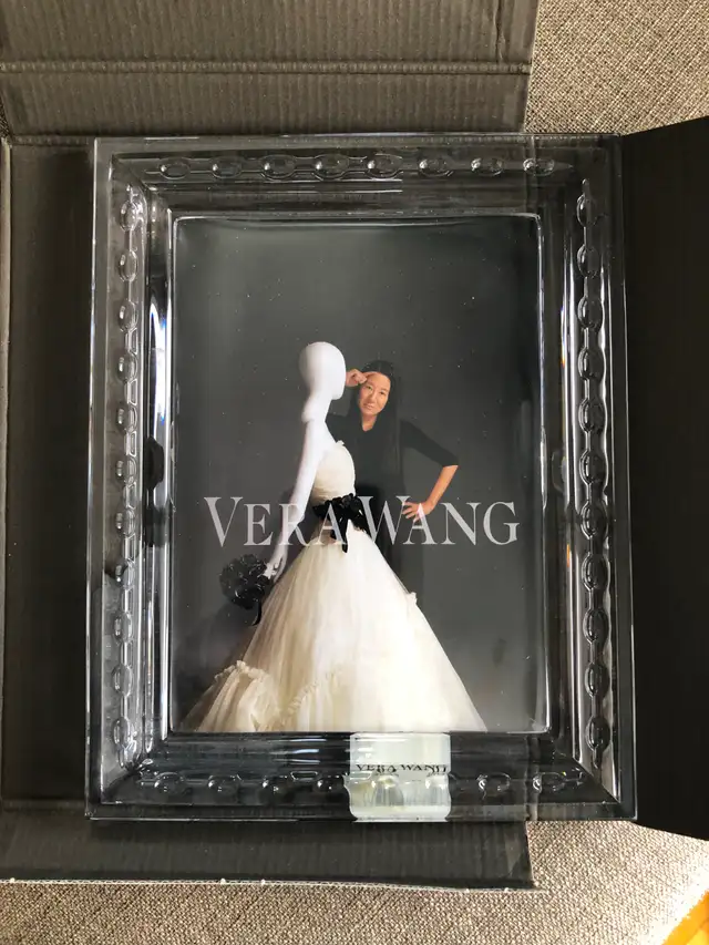 NEUF VERA WANG CADRE EN VERRE 5X7 WEDGEWOOD