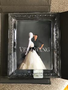 NEUF VERA WANG CADRE EN VERRE 5X7 WEDGEWOOD