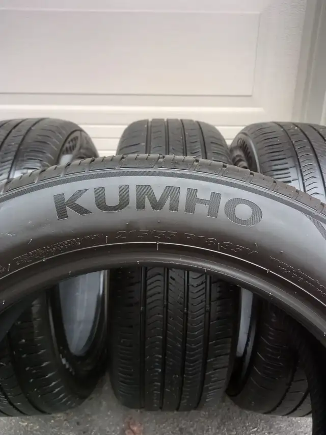 4 tires KUMHO 215/55/R18 all season.
