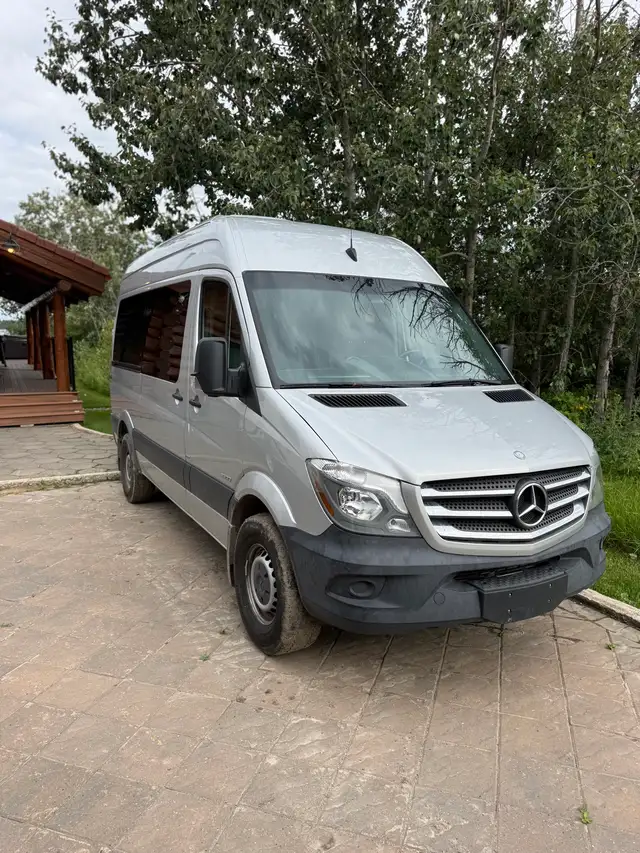 2015 mercedes-Benz sprinter passenger van