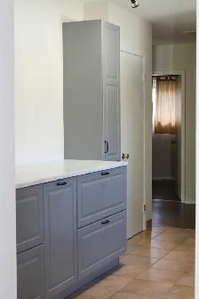 Room for Rent in Main-Floor Bedrooms House with All Utilities - Photo 7