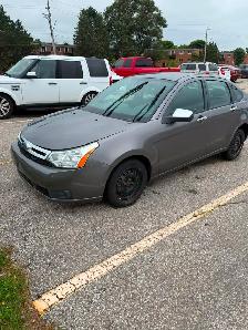 2010 Ford Focus SE (SOLD AS IS)