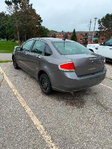 2010 Ford Focus SE (SOLD AS IS) - Photo 2