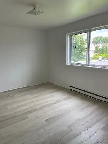 big 4 1/2 ，2 bedroom， - Photo 8