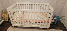 Baby Crib - Photo 5