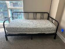 IKEA Daybed - FYRESDAL