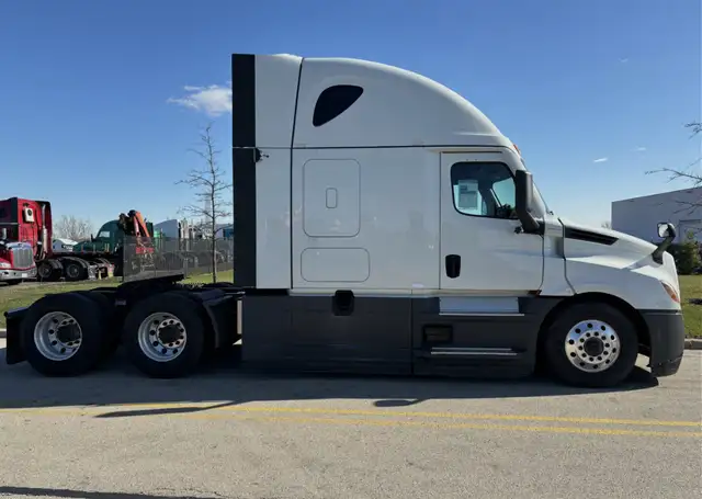 Hiring Team Class 1 Drivers - Canada Runs