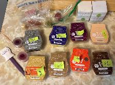 2 Scentsy warmers, bunch of waxes, extra bulbs and more - Photo 4