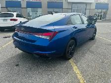 2022 Hyundai Elantra Preferred IVT - Photo 3
