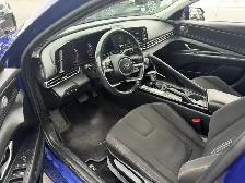 2022 Hyundai Elantra Preferred IVT - Photo 9