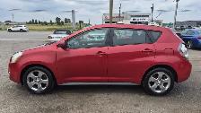 2009 Pontiac Vibe AWD, 4 CYL, AUTO, ALLOYS, TOYOTA ENGINE, AS IS - Photo 2