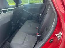 2013 Toyota Matrix S ONE OWNER | LOW KM | SUNROOF - Photo 8