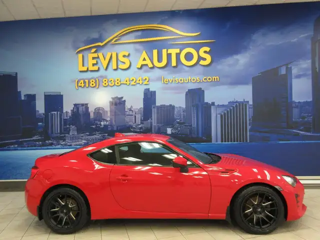 TOYOTA 86 2017 MANUEL 6 RAPPORT 2.0L 200HP BEAU LOOK TOUT EQUIPE
