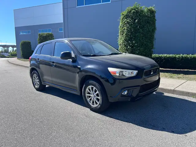 2011 Mitsubishi RVR