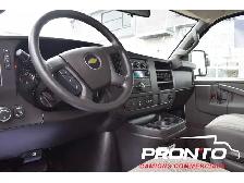 2025 Chevrolet Express 3500 3500  Cube 14 pieds  6.6L V8 - Photo 14