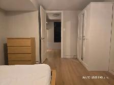Large Furnished Bedroom for Rent! All Inclusive! - Photo 6