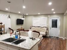 Large Furnished Bedroom for Rent! All Inclusive! - Photo 3