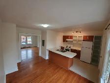 Ontario & Lincoln - Spacious 2 bedroom apartment for rent
