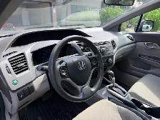 2012 Honda Civic LX - new winter tires - Photo 6