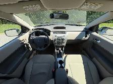 2008 Ford Focus SE – One Owner – Only 96,900 km - Photo 5