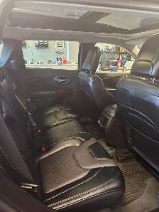 2022 Jeep Grand Cherokee - Altitude - Photo 9