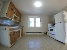 1 Bedroom Apartment/Bright/Cozy/Secured Building/Heat included - Photo 5