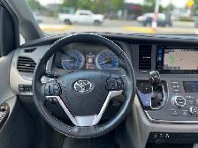 2016 Toyota Sienna XLE-WHEELCHAIR ACCESSIBLE VAN-SUNROOF-LEATHER - Photo 16