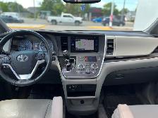 2016 Toyota Sienna XLE-WHEELCHAIR ACCESSIBLE VAN-SUNROOF-LEATHER - Photo 18