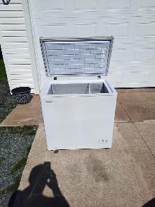 5 cubic ft chest freezer for sale - Photo 2