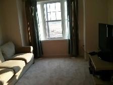 Private Room LADY Tenant @ Mt. Pleasant GO Station Brampton - Photo 3