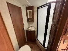 2013 GULFSTREAM KINGSPORT 32TBHT Travel Trailer - Photo 23