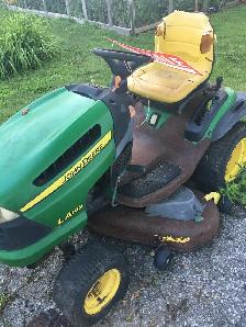 John Deer riding Lawnmower - Photo 2