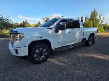 2022 GMC Sierra 2500HD Denali (6.6L V8) - Photo 3