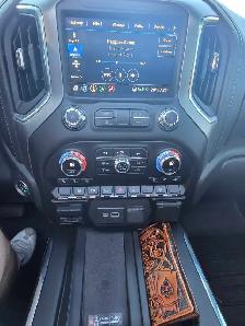 2022 GMC Sierra 2500HD Denali (6.6L V8) - Photo 8