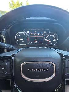 2022 GMC Sierra 2500HD Denali (6.6L V8) - Photo 9