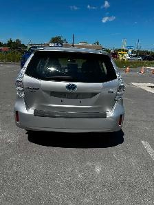 2013 Toyota Prius v - Photo 9